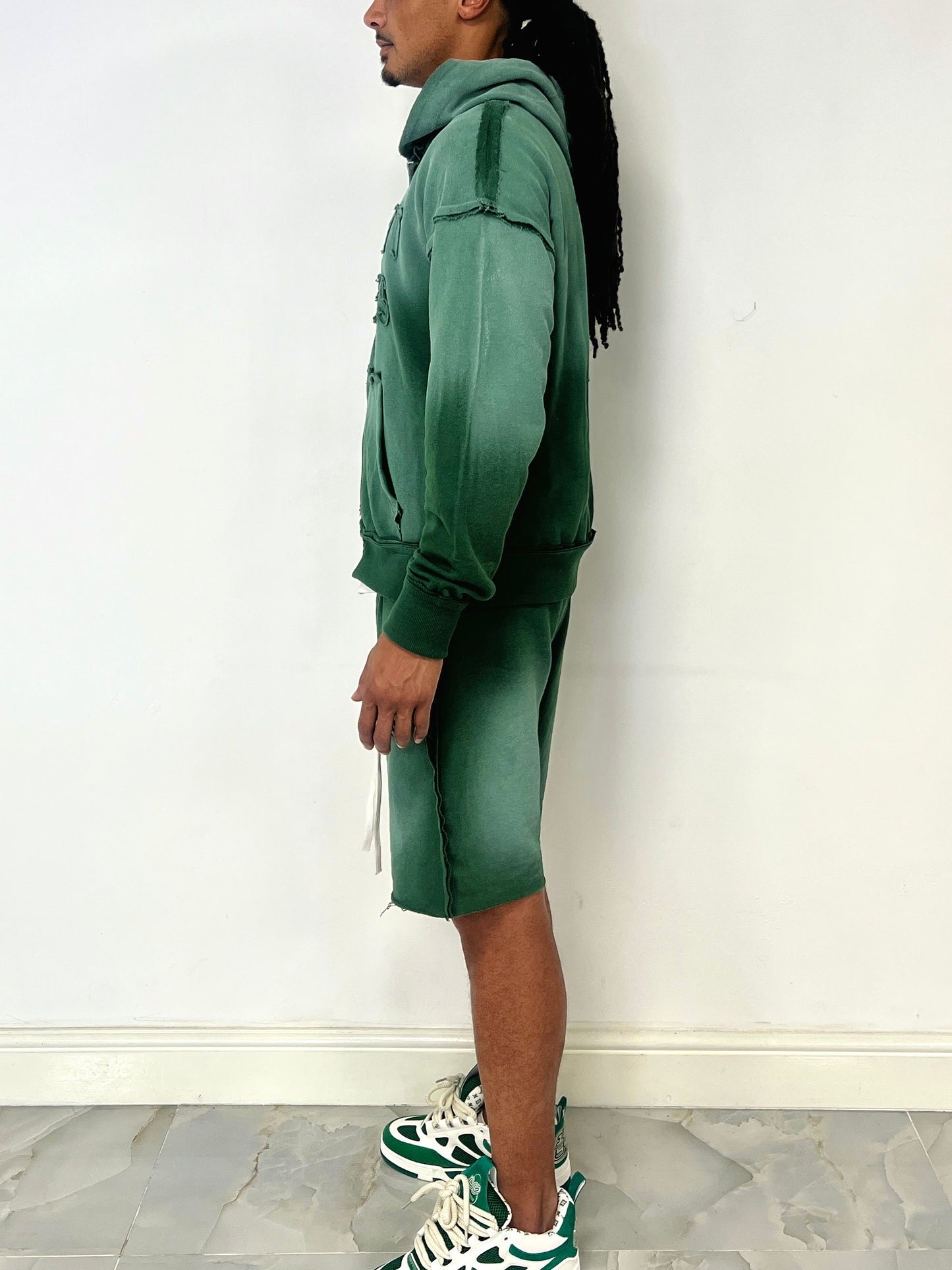 DISTRESSED/SUN-FADE SHORTS & HOODIE SET - GREEN